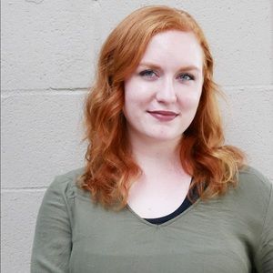 Meet your Posher, Abbey